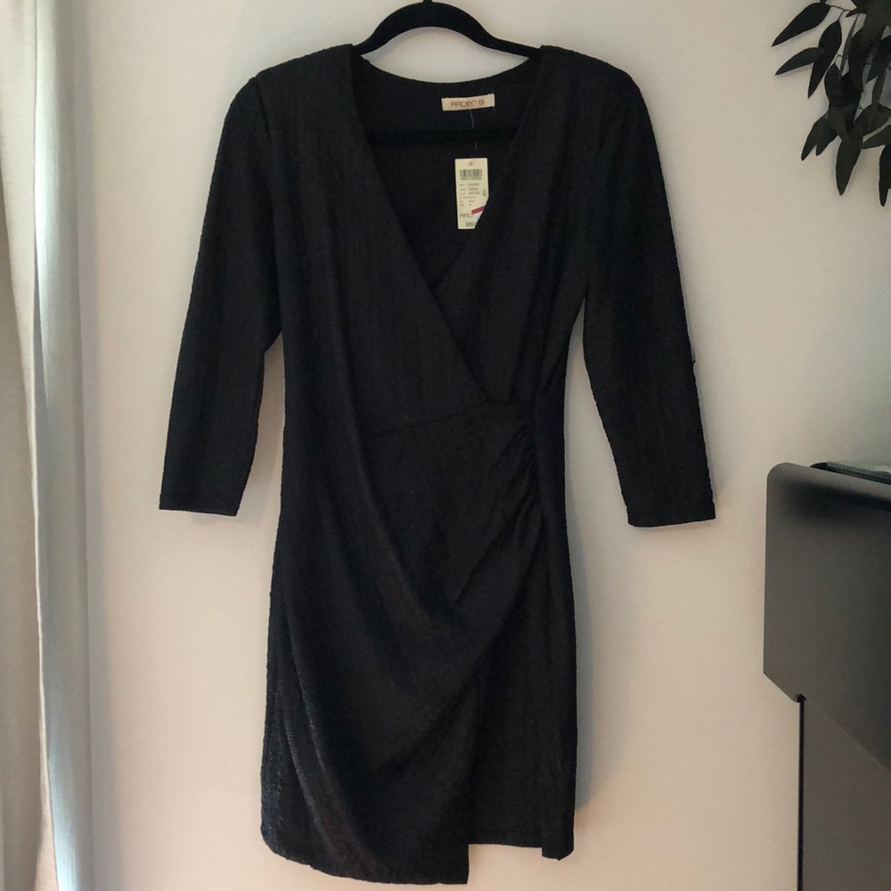 Arden B black cotton textured snakeskin midi dress. Medium NWT